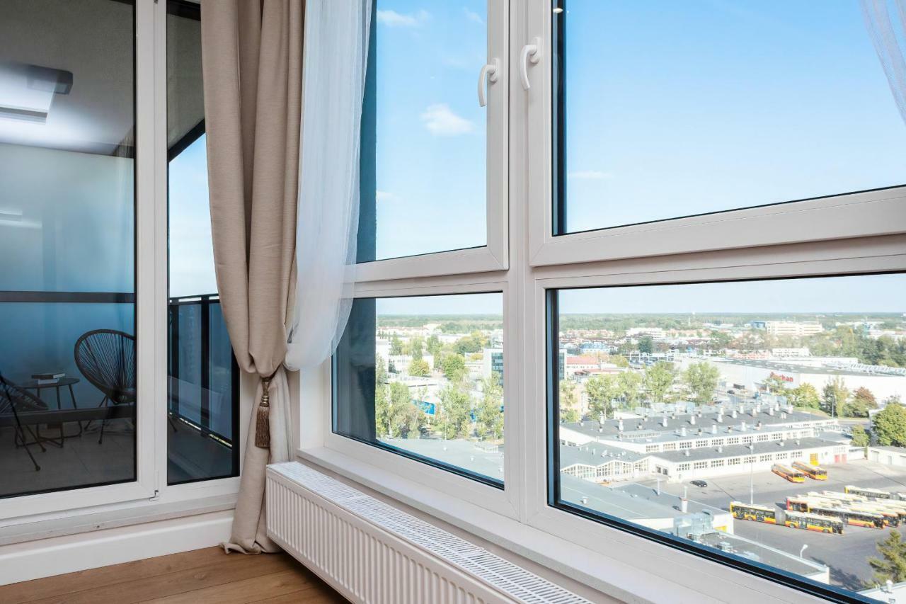Apartments Aura Sky By Noclegi Renters Varşovia Exterior foto